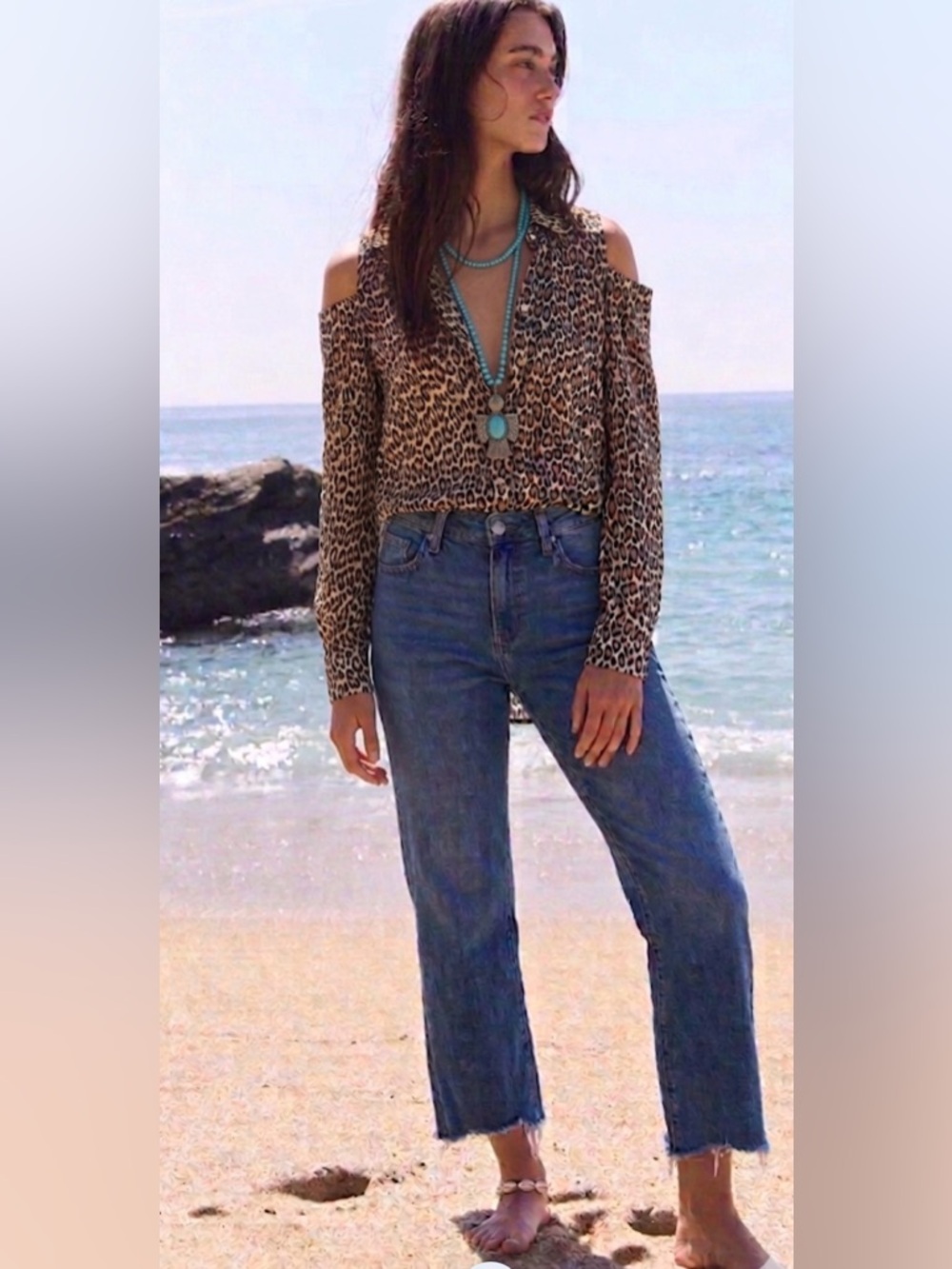 Chico's Size 0 Leopard Print Blouse Elastic Cuff Cold Shoulder